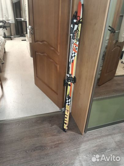 Детские лыжи