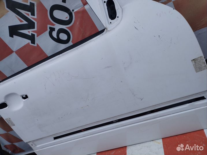 Дверь передняя с дефектом Мерседес W210