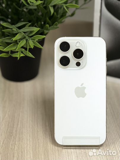 iPhone 15 Pro, 128 ГБ