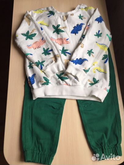 Костюм на мальчика 1-1,5 года