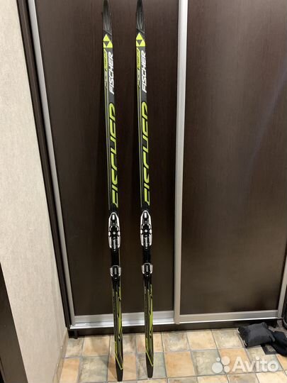 Беговые лыжи