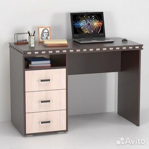 Письменный стол 