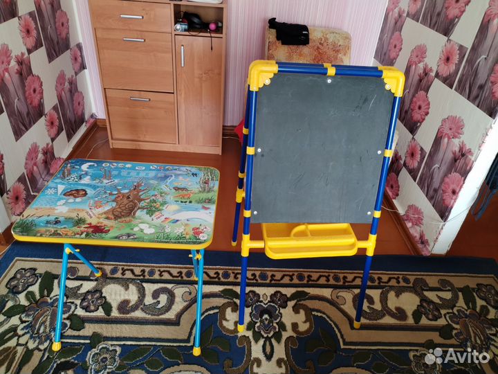 Мольберт детский