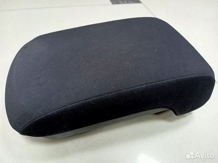 Подлокотник Mitsubishi Lancer 10 4B10 2008