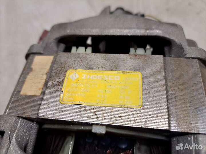 Двигататель стиральной машины Indesit