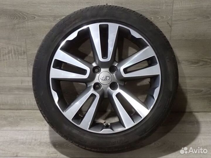 Комплект оригинальных колес R17 LADA Vesta лето