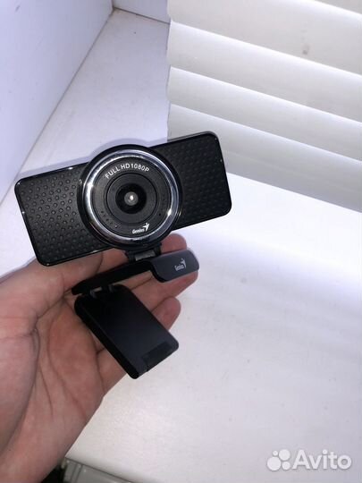 Веб-камера Genius