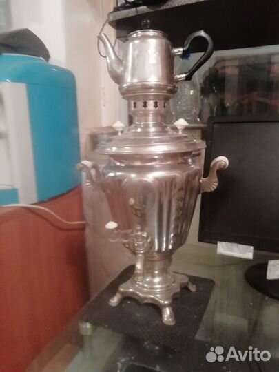 Самовар электрический с чайником 2000р