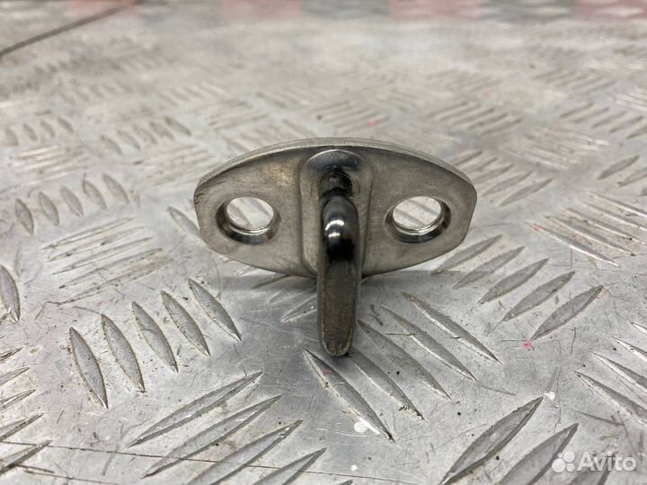 Б/У ответная часть замка двери задний левый