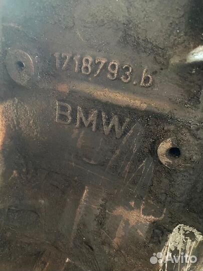 Блок двигателя BMW е36