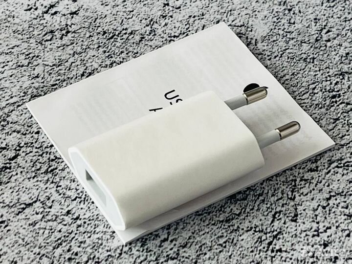 Сетевое зарядное устройство Apple MGN13ZM/A, 5 Вт