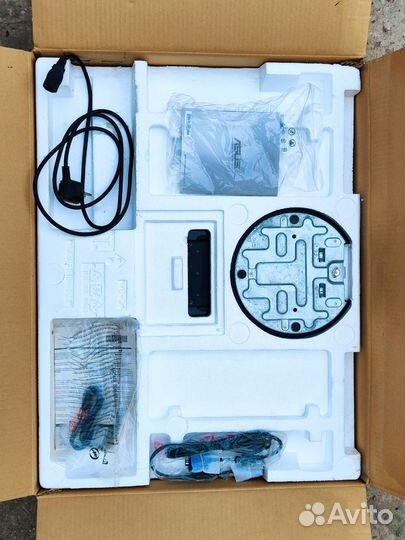 Монитор 27 дюймов с динамиками