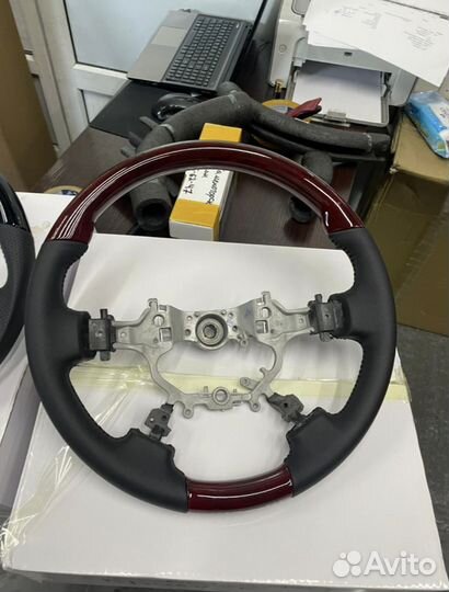 Camry 50 Руль с Деревом деревянной вставкой E4XH9