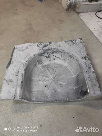 Ниша богажника на Рено логан