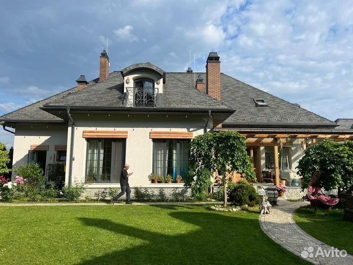 Домработница с проживанием