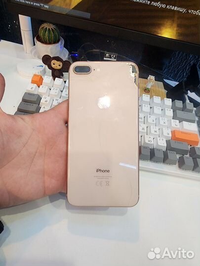 iPhone 8 Plus, 64 ГБ