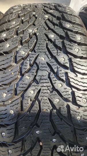 Nokian Tyres Hakkapeliitta 9 SUV 235/55 R18