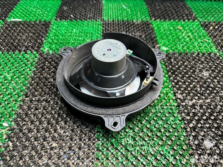 Динамик задний Lexus Lx 2015-2022