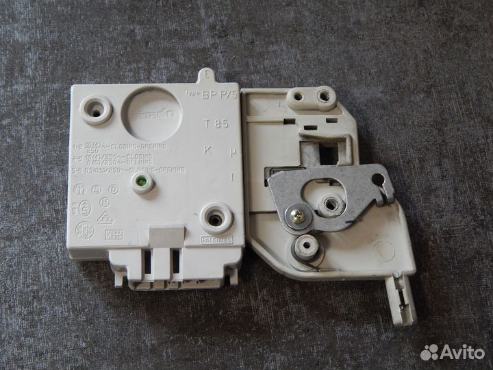 Блокировка люка ст.машины Electrolux 1246554008