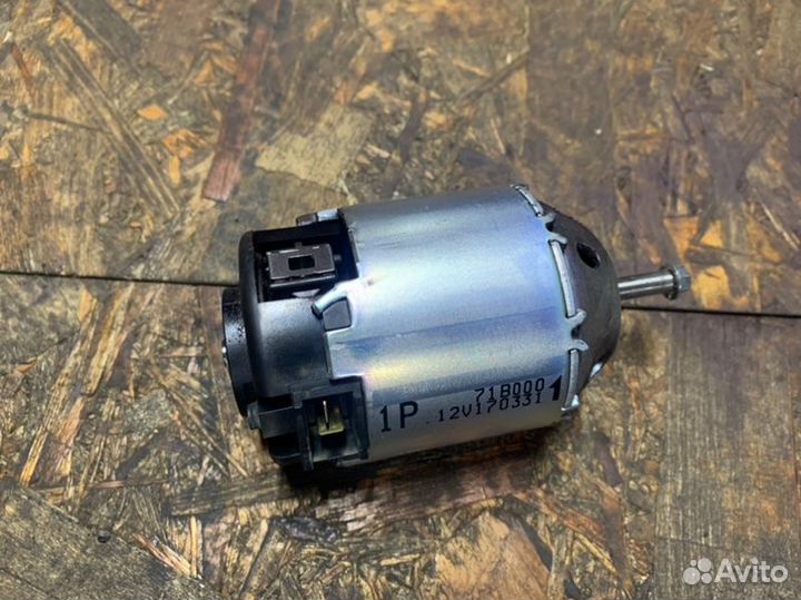 Мотор печки Nissan Xtrail T30 QR25 2000-2007