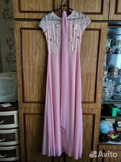 Платье 44 размер
