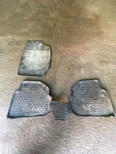Volkswagen polo Коврики