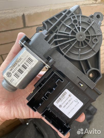 Мотор стеклоподъемника vw polo golf