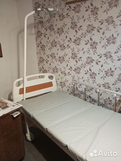 Кровать для лежачих больных бу