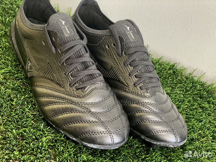 Бутсы Mizuno Morelia Neo черные