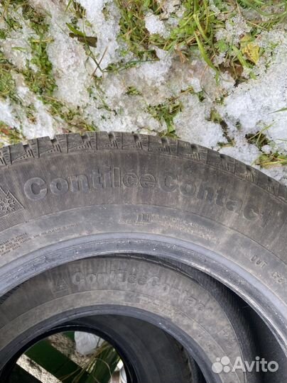 Continental ContiIceContact 235/65 R17 102T