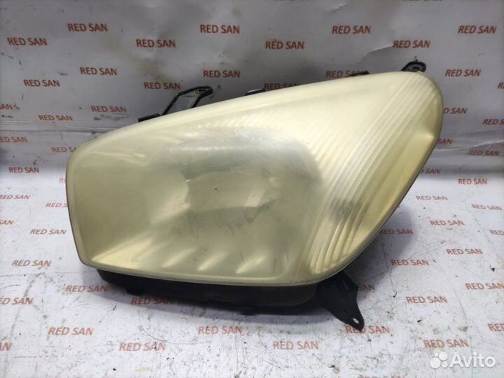 Фара передняя левая Toyota Rav 4 ACA21R 1azfe 2002