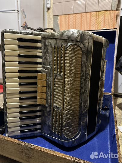 Аккордеон pgh klingend thaler