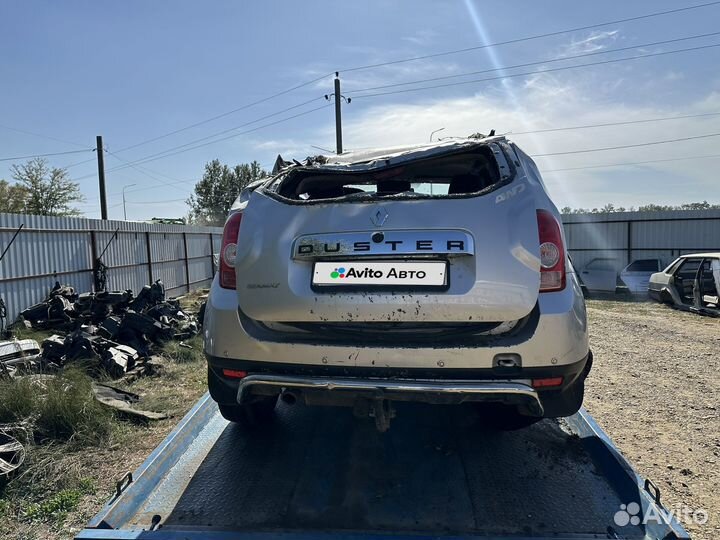 Renault Duster 1.6 МТ, 2012, битый, 165 000 км