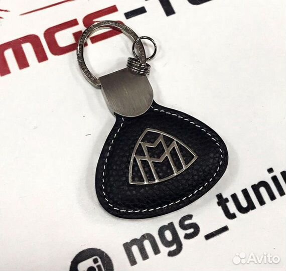 Кожаный брелок Maybach на ключ