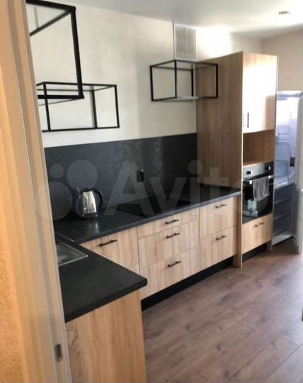 2-к. квартира, 57 м², 6/9 эт.