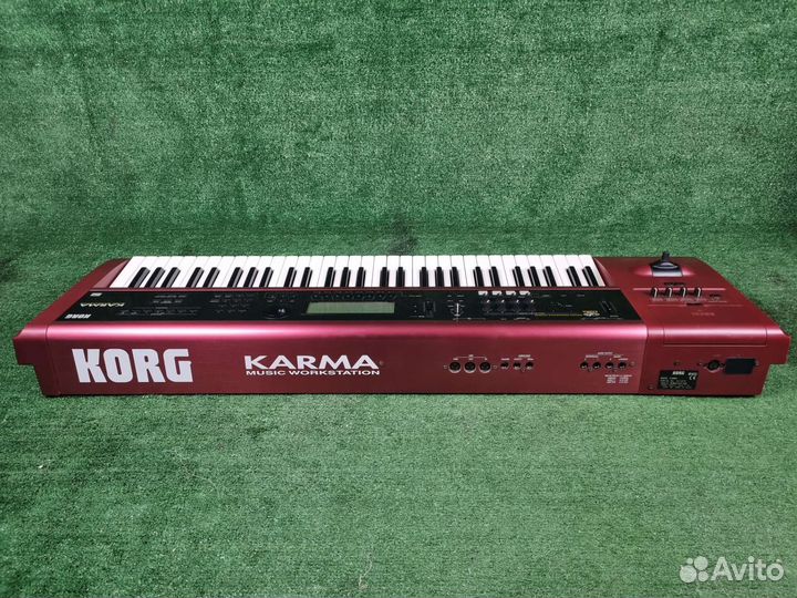 Синтезатор Korg Karma