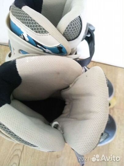 Коньки роликовые