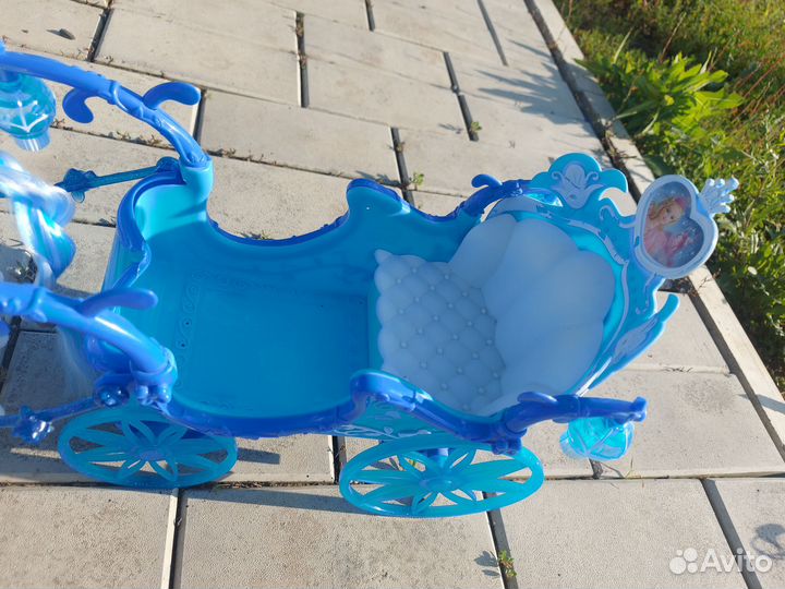 Лошадь с каретой для кукол барби