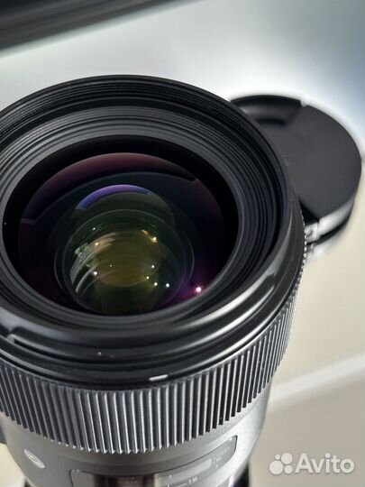 Объектив Sigma AF 35mm f/1.4 DG HSM Art Canon