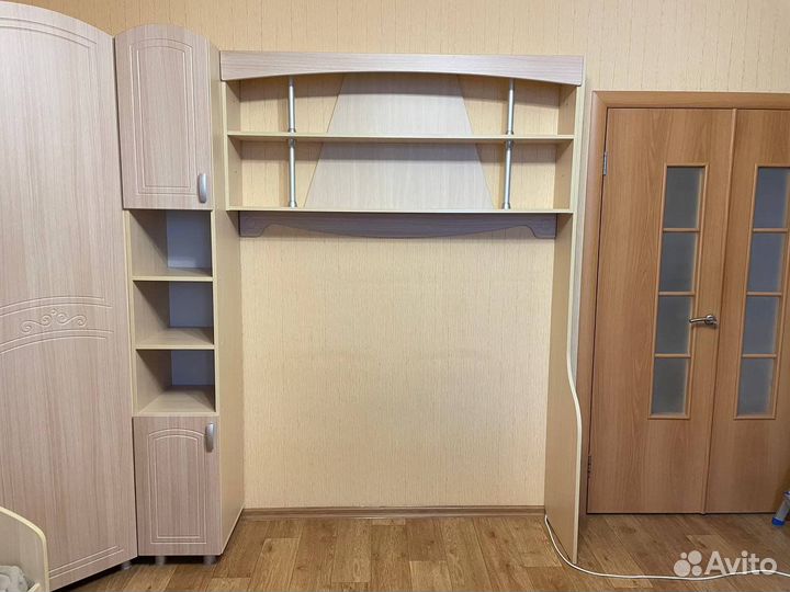 Мебель в детскую комнату