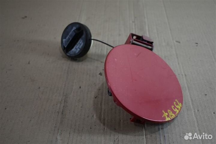 Лючок бензобака Suzuki Sx4 1 поколение M16A 2006