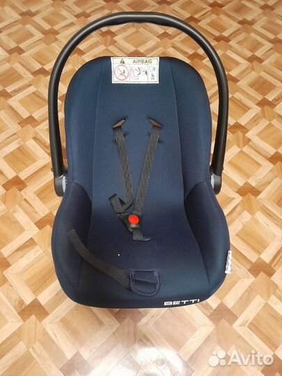 Детское автокресло 0+ (вес ребенка - до 13 кг)