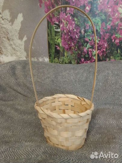 Корзина плетеная