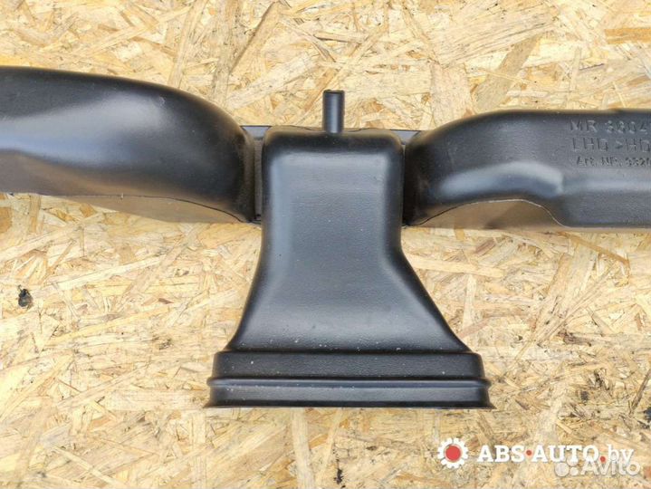 Воздуховод Mitsubishi Carisma