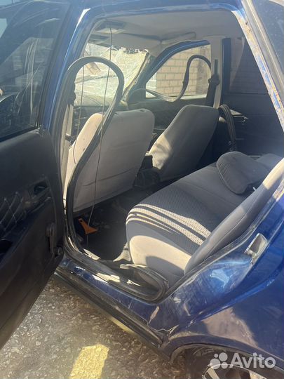 LADA Priora 1.6 МТ, 2008, битый, 260 000 км