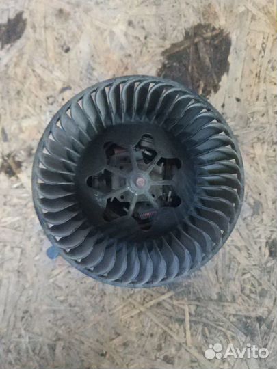 Мотор печки Jetta (NF) VI (2010-2014)