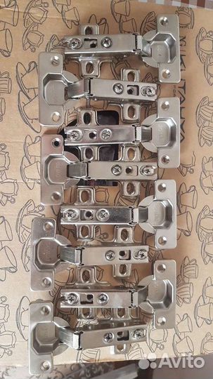 Мебельные петли boyard