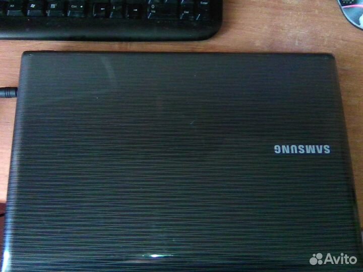 Samsung NP-R 425