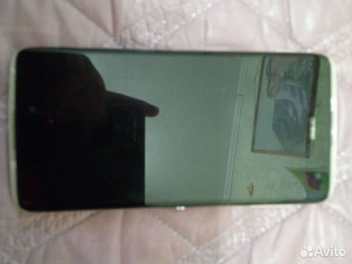 Мобильные телефон alcatel