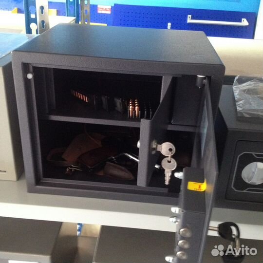 Оружейный сейф тт, для тт и не только